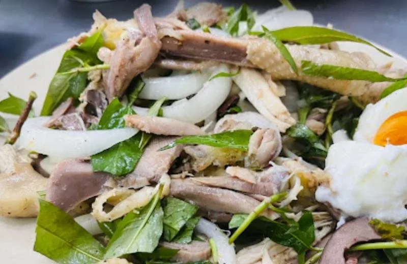 Quán bánh ướt lòng gà Trang Đà Lạt tại Đà Lạt