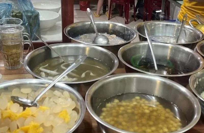 Kem bơ - Chè Huyền tại Đà Lạt