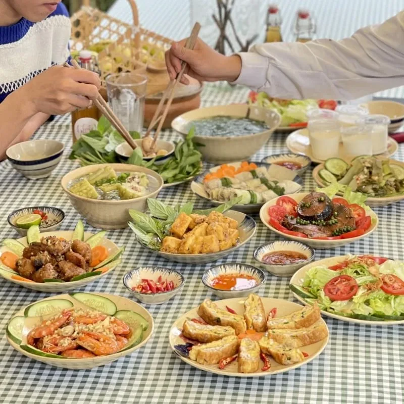 Quán Cơm Ngày Ba Bữa tại Đà Lạt