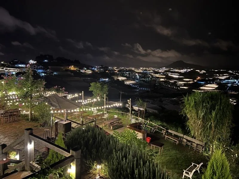 Tiệm cà phê Túi Mơ To tại Đà Lạt