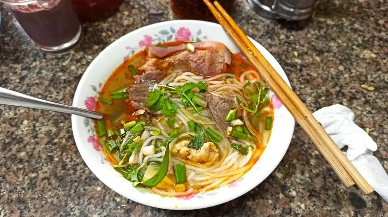 Út Vân - Bún Bò & Mì Quảng tại Đà Lạt