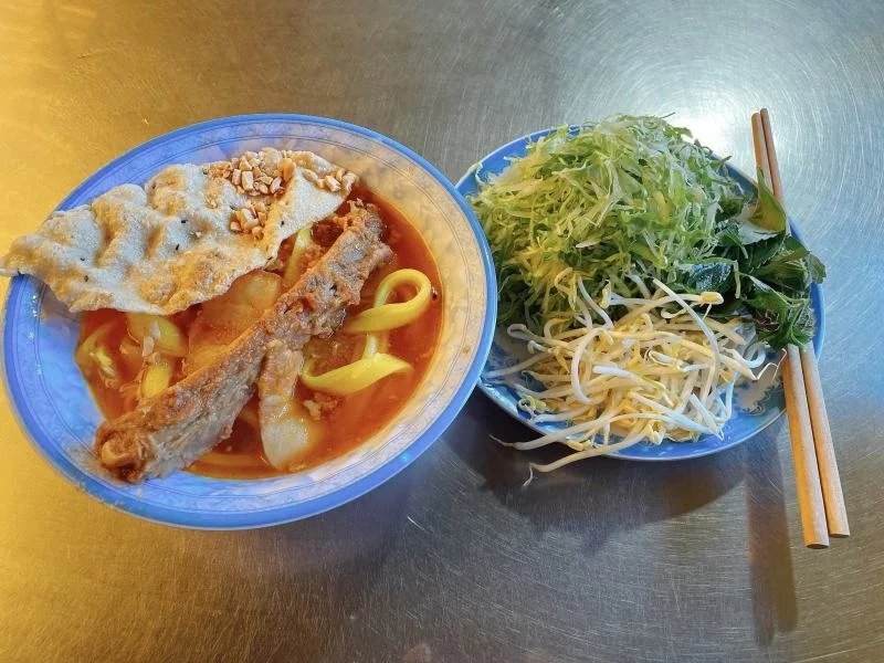 Bún Chả Cá, Mì Quảng Bi tại Đà Lạt