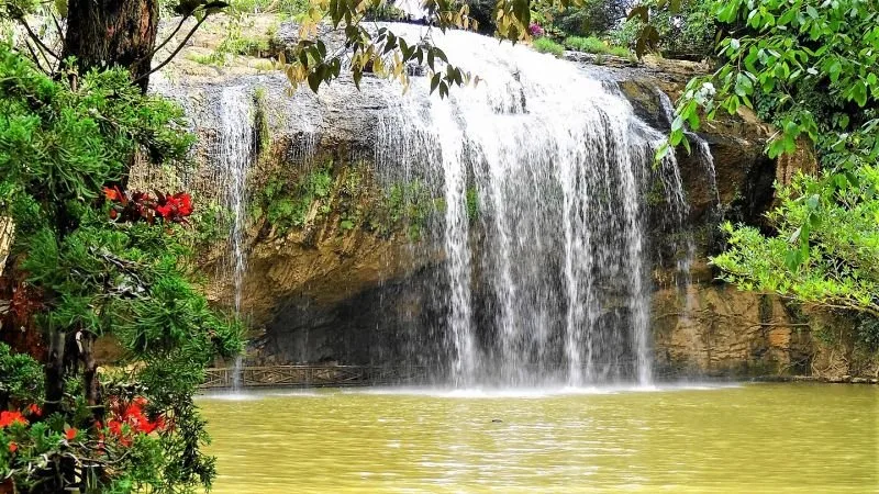 Thác Prenn tại Đà Lạt