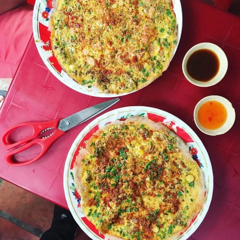 Bánh tráng nướng tại Đà Lạt
