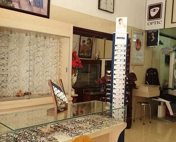 Cửa Hàng Mắt Kính Anh Lợi tại Đà Lạt