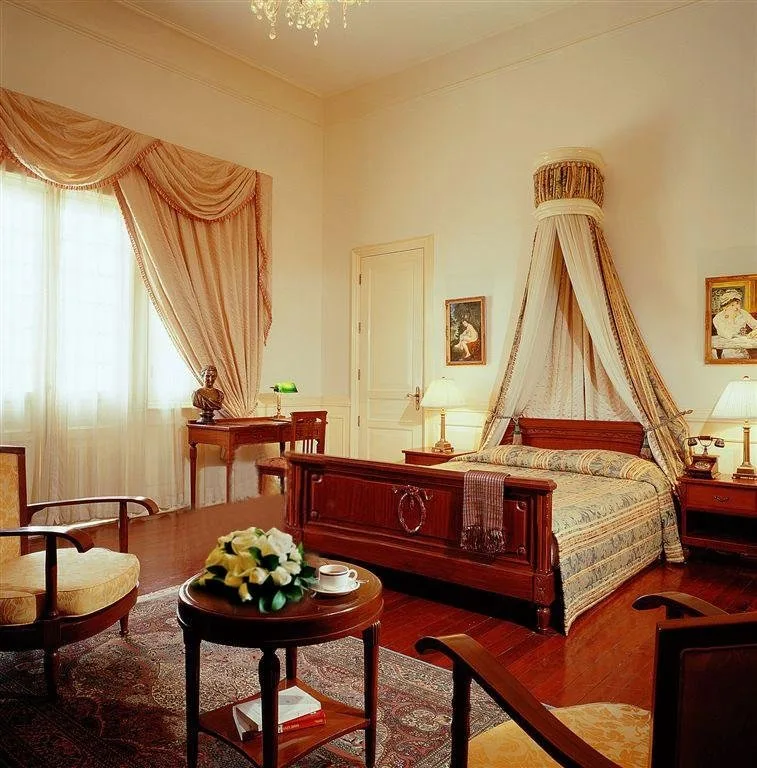 Dalat Palace Heritage Hotel tại Đà Lạt