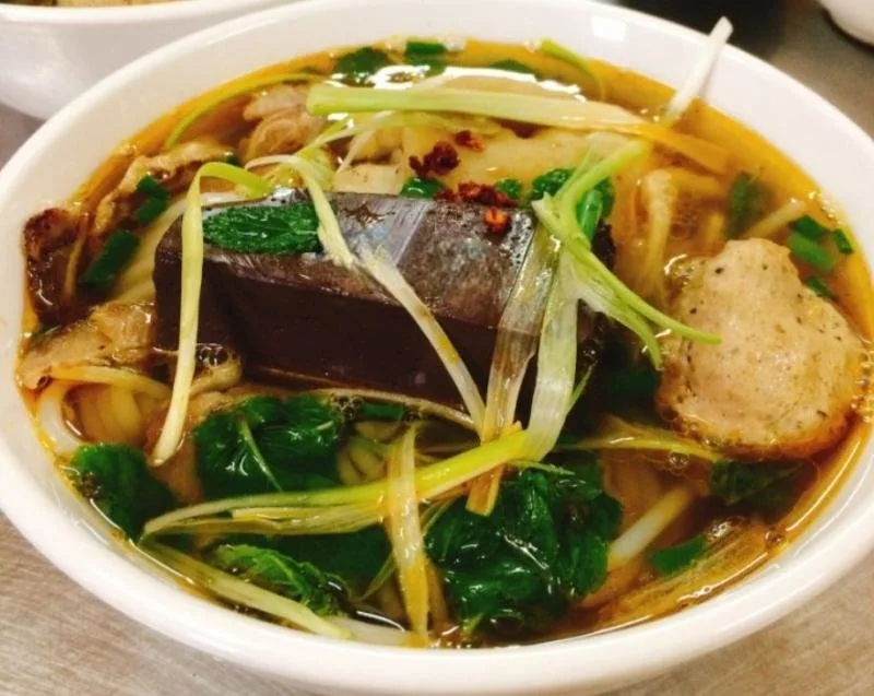 Quán Bún Bò Huế - Mì Quảng Út Vân tại Đà Lạt