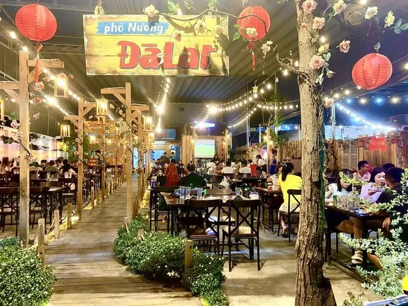Top 6 quán nướng tựa Đà Lạt giữa lòng Sài Gòn – Review & Đặt Chỗ 2026