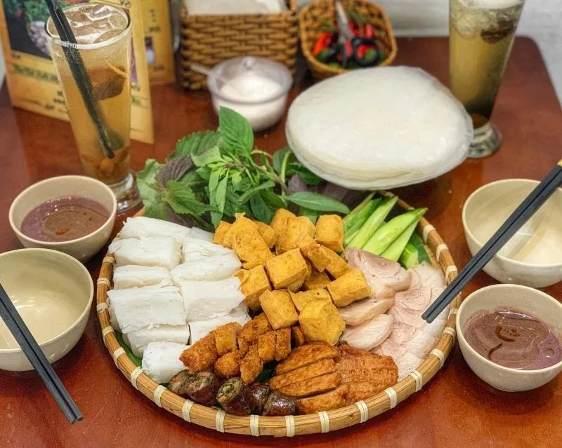 Bún Đậu Phố Cổ tại Đà Lạt