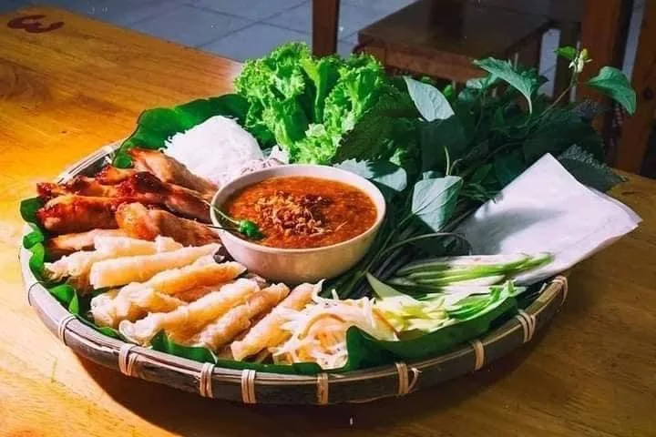 Nem Nướng Phương Quang tại Đà Lạt