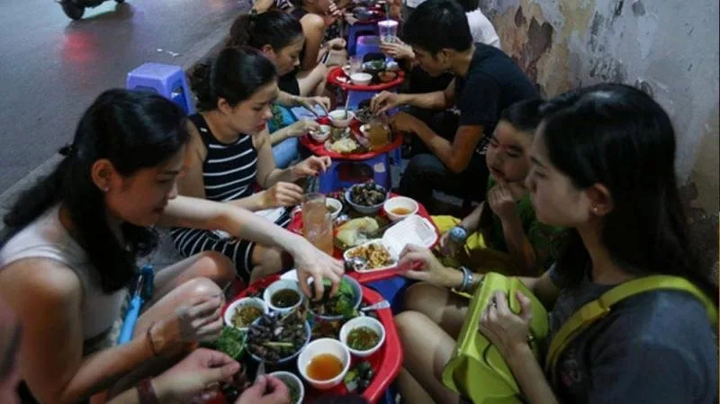 Ốc gánh trên đường Phan Đình Phùng tại Đà Lạt