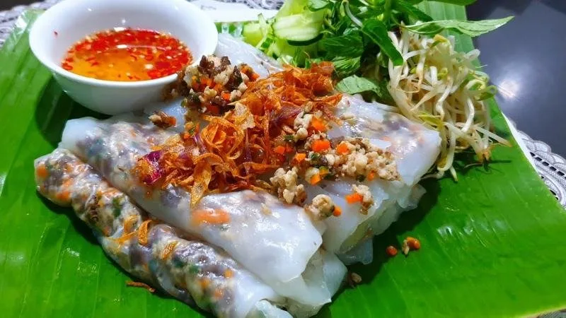 Bánh cuốn nóng Hà Nội tại Đà Lạt