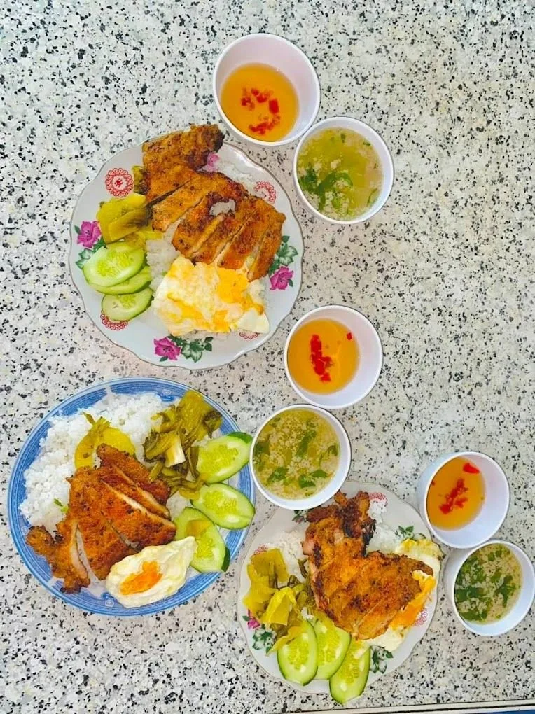 Bánh cuốn - cơm tấm Hưng Thịnh tại Đà Lạt