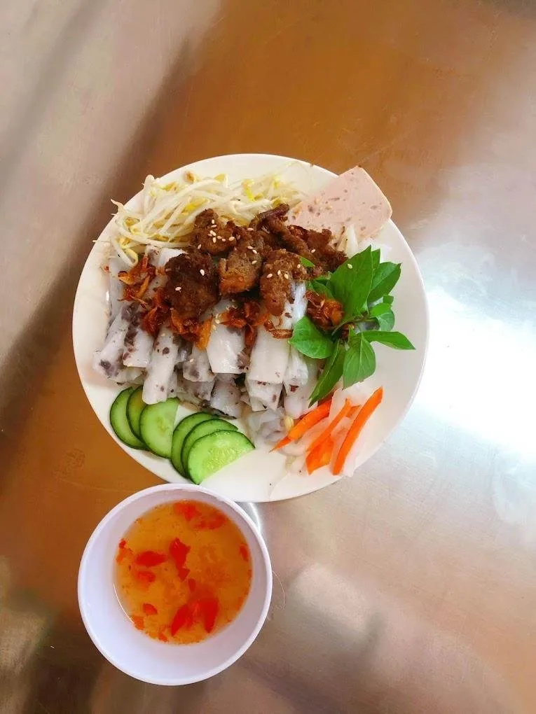 Bánh cuốn - cơm tấm Hưng Thịnh tại Đà Lạt