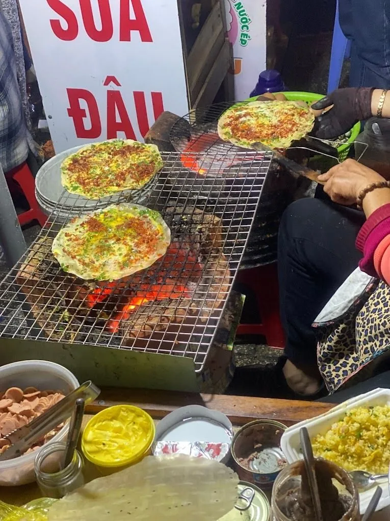 Bánh Tráng Nướng Hiền tại Đà Lạt