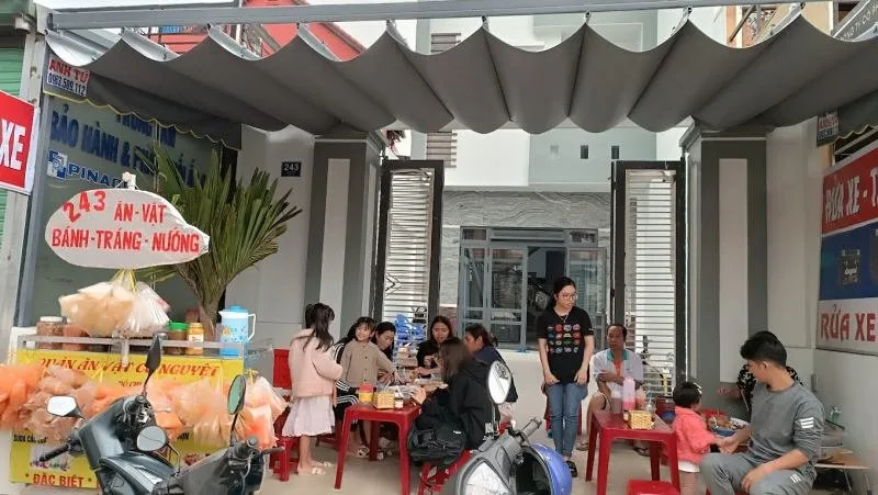 Bánh tráng nướng 243 tại Đà Lạt