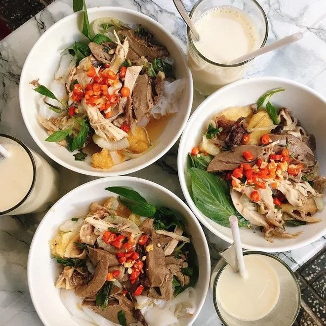 Quán Bánh Căn Đà Lạt & Bánh Ướt Lòng Gà tại Đà Lạt